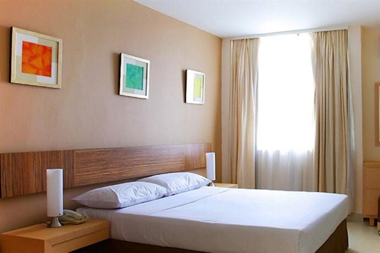 Legallery Suites Hotel Bandar Seri Begawan Exterior foto